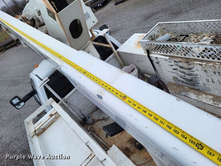 image for item DO3528 2010 Dodge Ram 5500  bucket truck