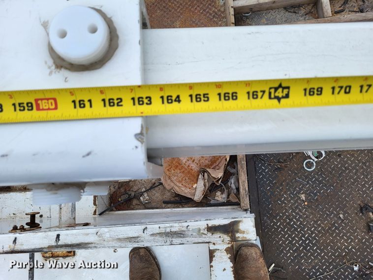 image for item DO3528 2010 Dodge Ram 5500  bucket truck