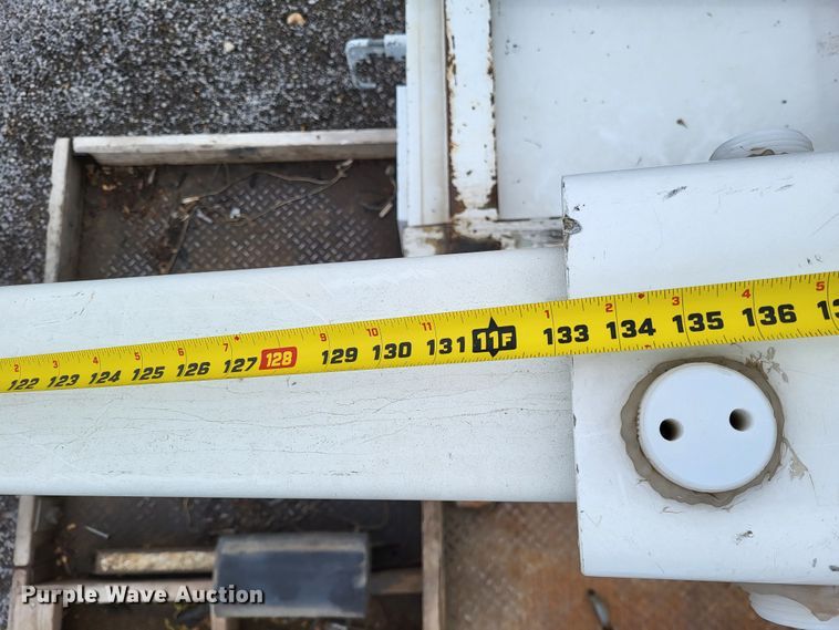 image for item DO3528 2010 Dodge Ram 5500  bucket truck