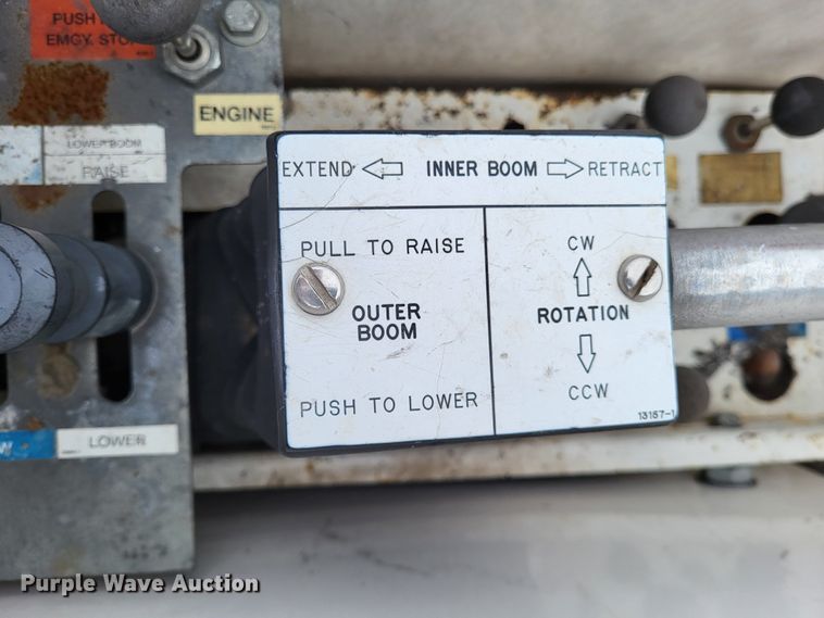 image for item DO3528 2010 Dodge Ram 5500  bucket truck