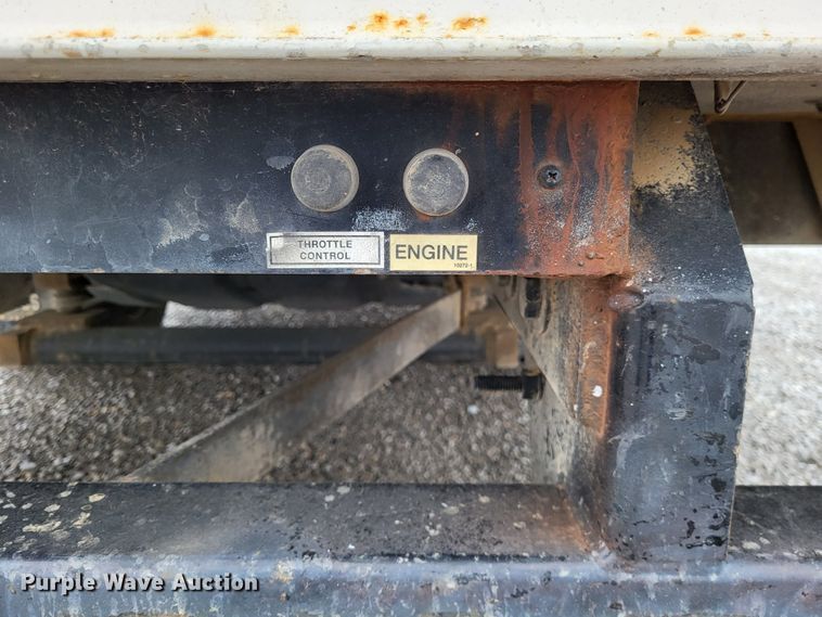 image for item DO3528 2010 Dodge Ram 5500  bucket truck