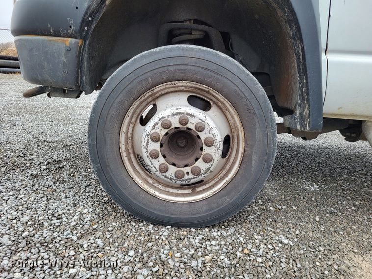 image for item DO3528 2010 Dodge Ram 5500  bucket truck