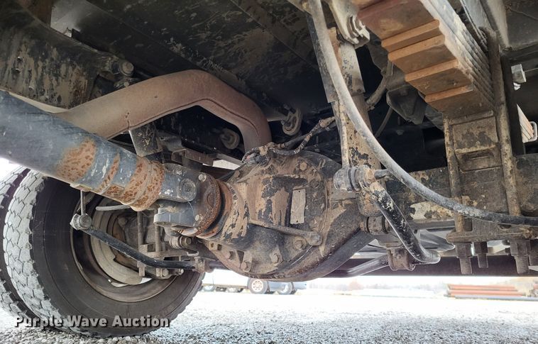 image for item DO3528 2010 Dodge Ram 5500  bucket truck