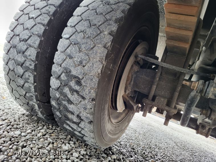 image for item DO3528 2010 Dodge Ram 5500  bucket truck