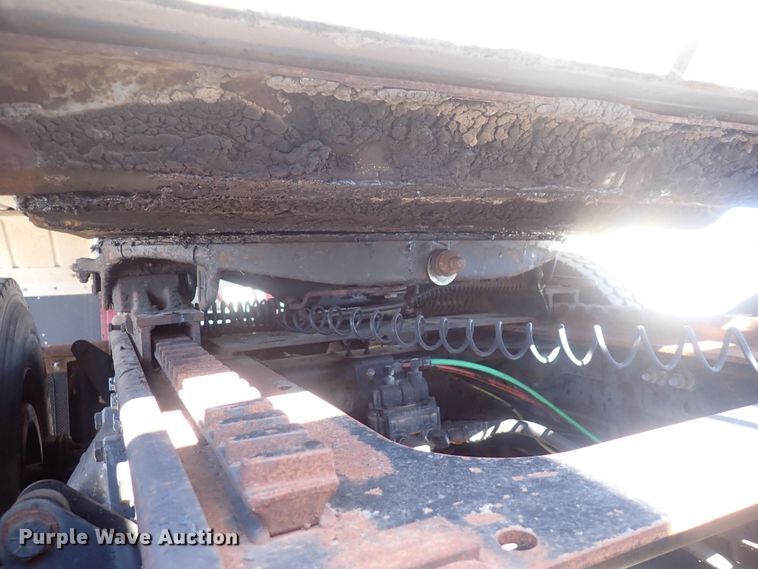 image for item DQ3011 1975 Fruehauf  tank trailer