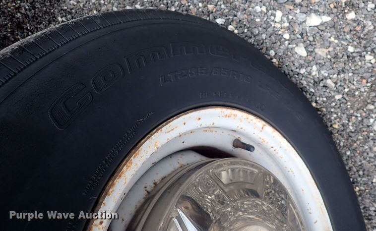 image for item DQ3917 1996 Ford F250 XL  pickup truck