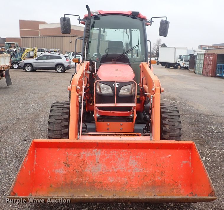 image for item DQ3919 Kubota M6040  tractor