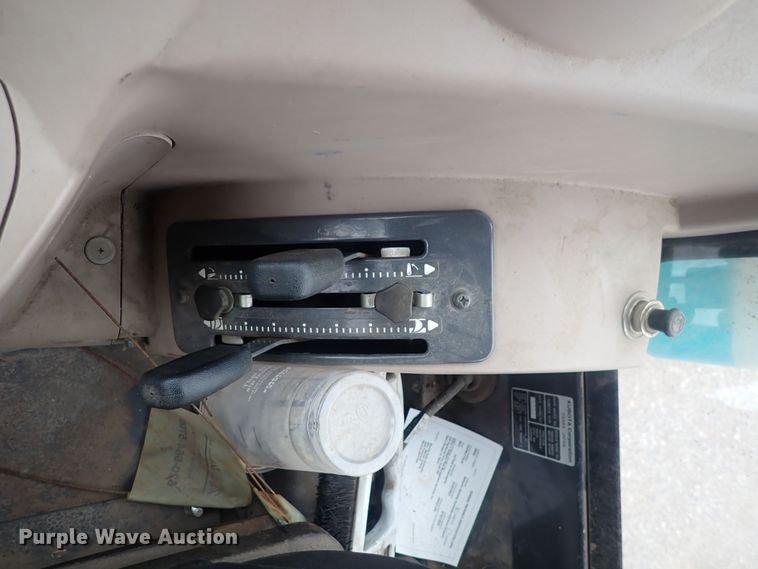 image for item DQ3919 Kubota M6040  tractor