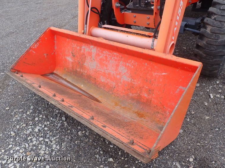 image for item DQ3919 Kubota M6040  tractor