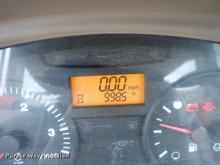 image for item DQ3919 Kubota M6040  tractor