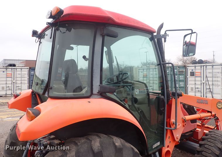 image for item DQ3919 Kubota M6040  tractor