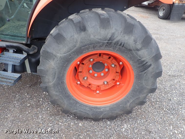 image for item DQ3919 Kubota M6040  tractor