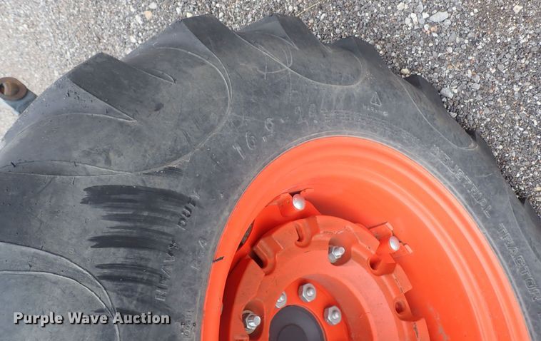 image for item DQ3919 Kubota M6040  tractor