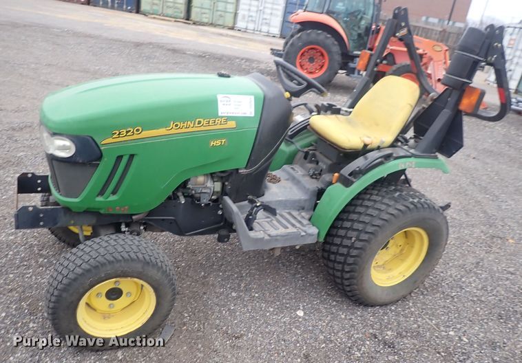 image for item DQ3920 2008 John Deere 2320  tractor