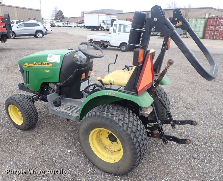 image for item DQ3920 2008 John Deere 2320  tractor