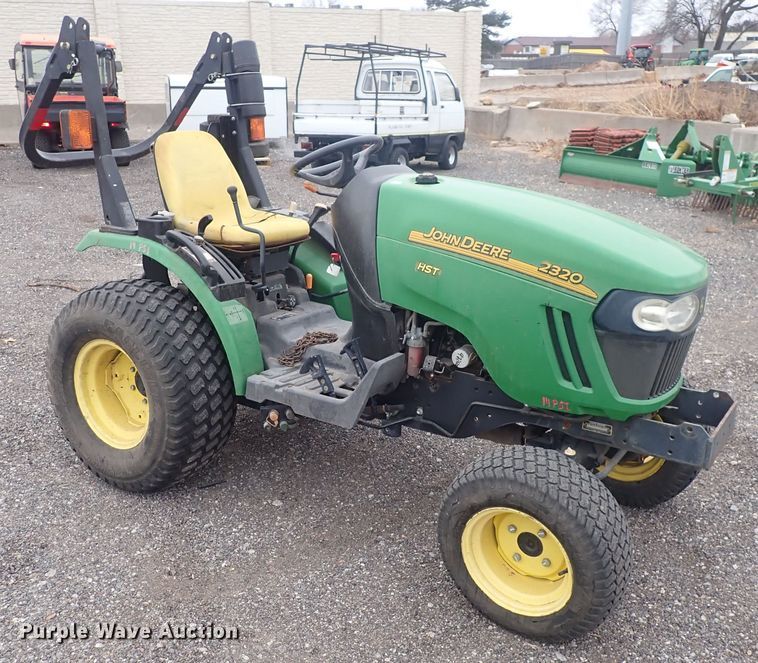 image for item DQ3920 2008 John Deere 2320  tractor