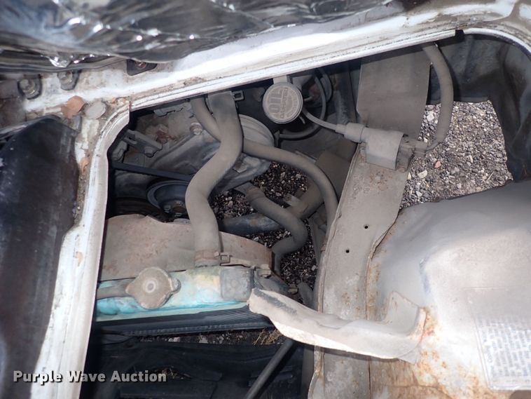 image for item DQ3922 1994 Daihatsu mini truck