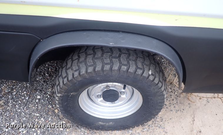 image for item DQ3922 1994 Daihatsu mini truck