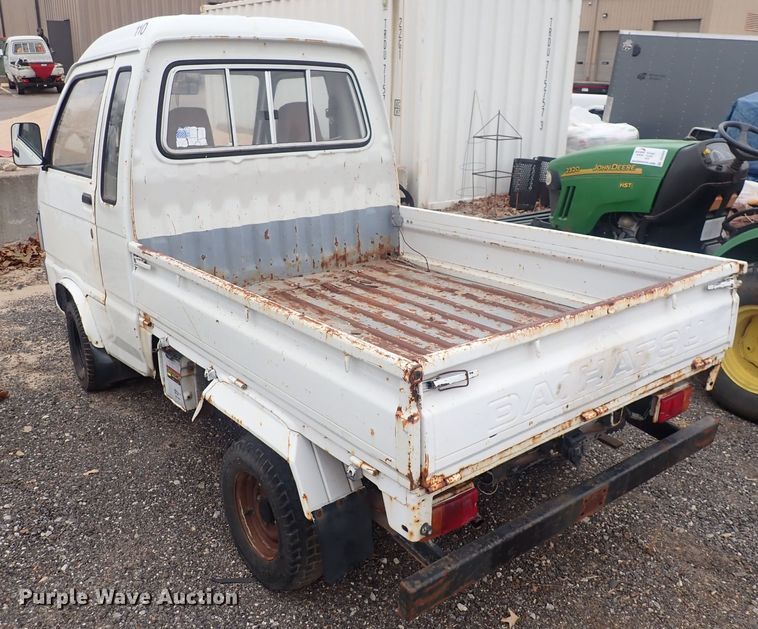 image for item DQ3923 1994 Daihatsu  mini truck
