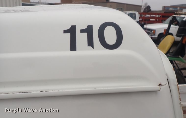 image for item DQ3923 1994 Daihatsu  mini truck