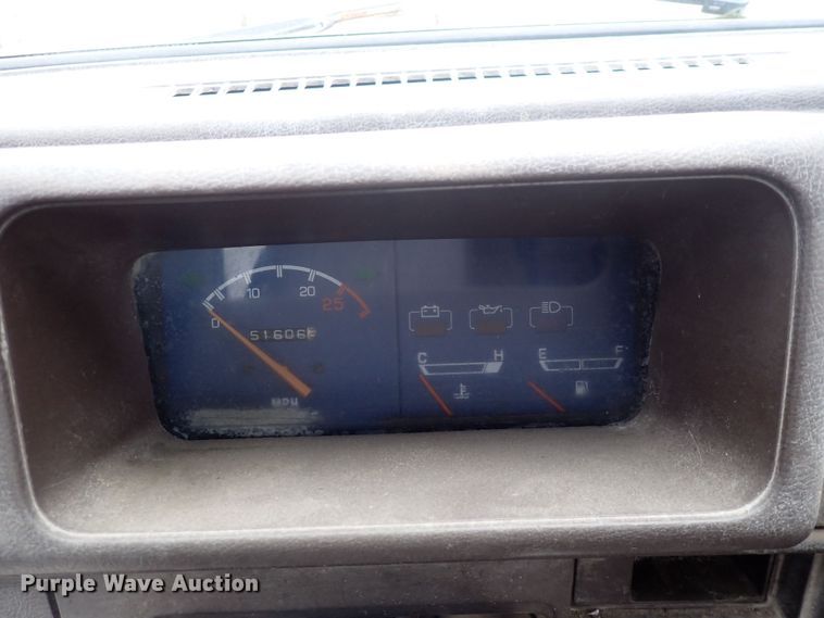 image for item DQ3923 1994 Daihatsu  mini truck