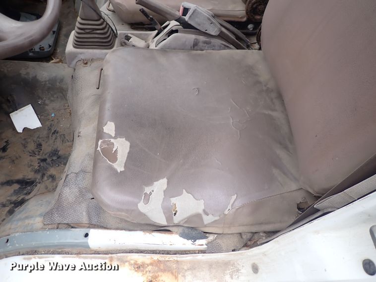 image for item DQ3923 1994 Daihatsu  mini truck