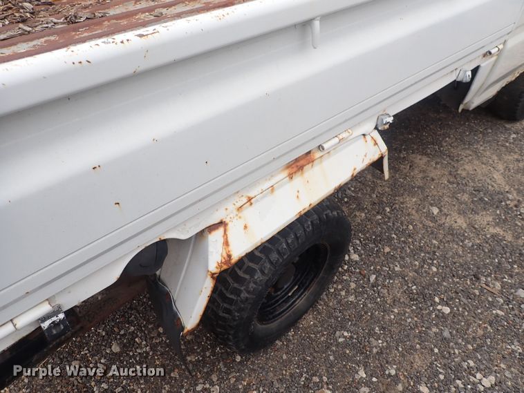 image for item DQ3923 1994 Daihatsu  mini truck