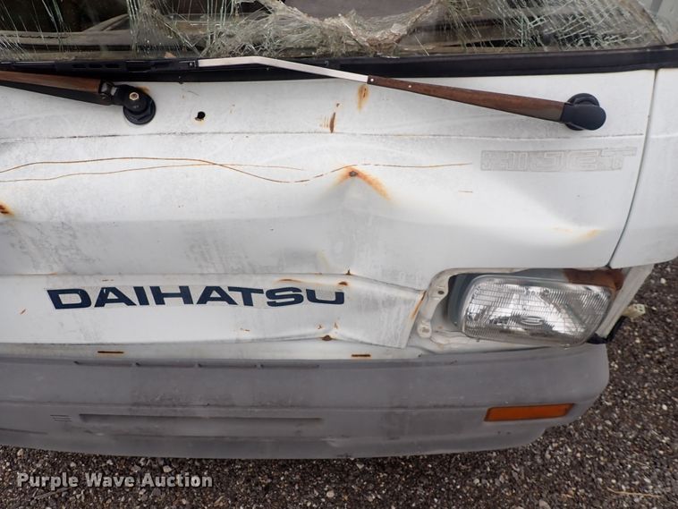image for item DQ3924 1992 Daihatsu  mini truck