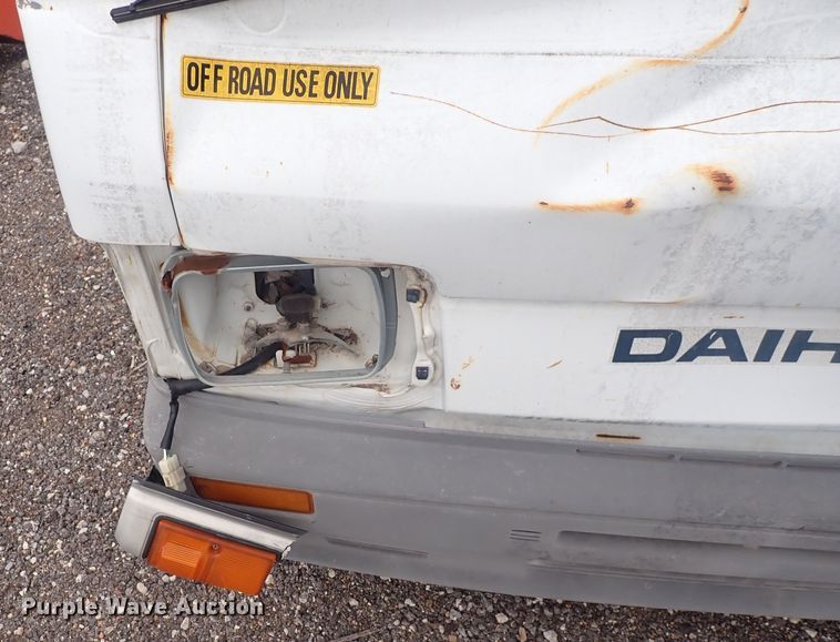 image for item DQ3924 1992 Daihatsu  mini truck