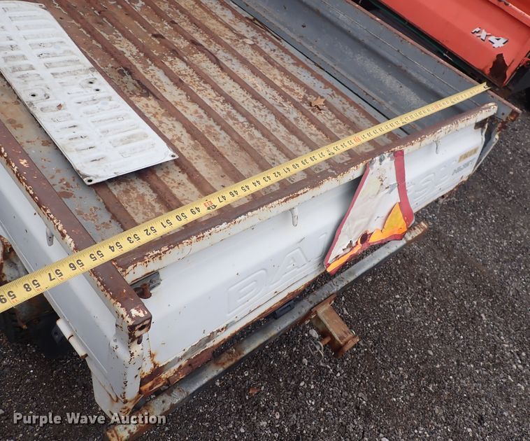 image for item DQ3925 1993 Daihatsu  mini truck