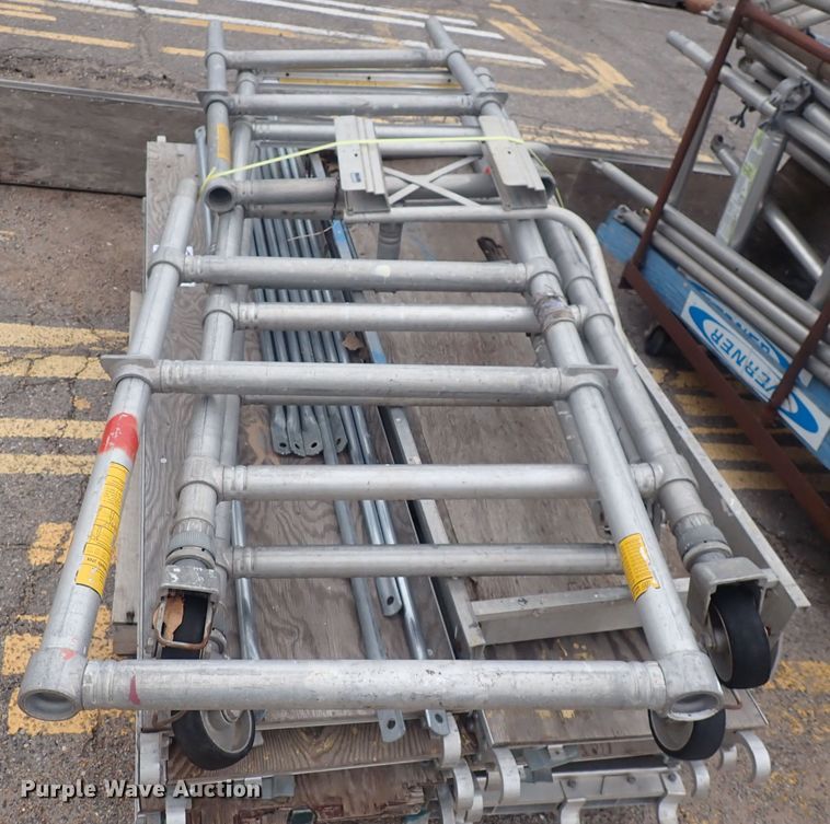 image for item DQ3926 Aluminum scaffolding