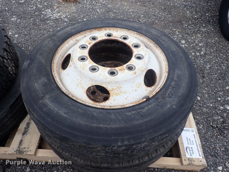 image for item DQ3928 (5) tires and wheels