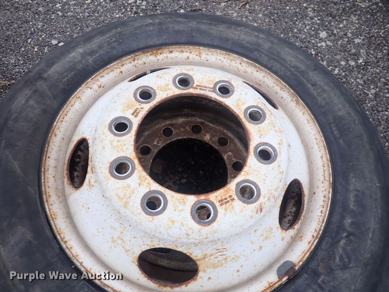 image for item DQ3928 (5) tires and wheels