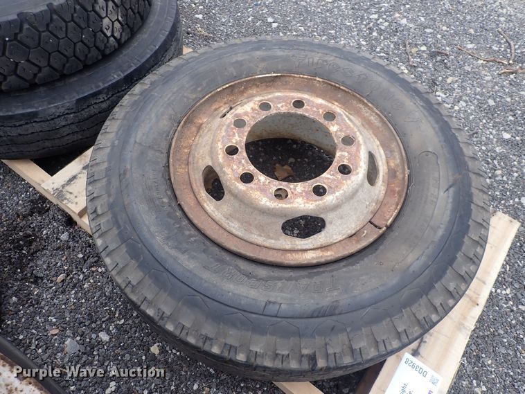 image for item DQ3928 (5) tires and wheels