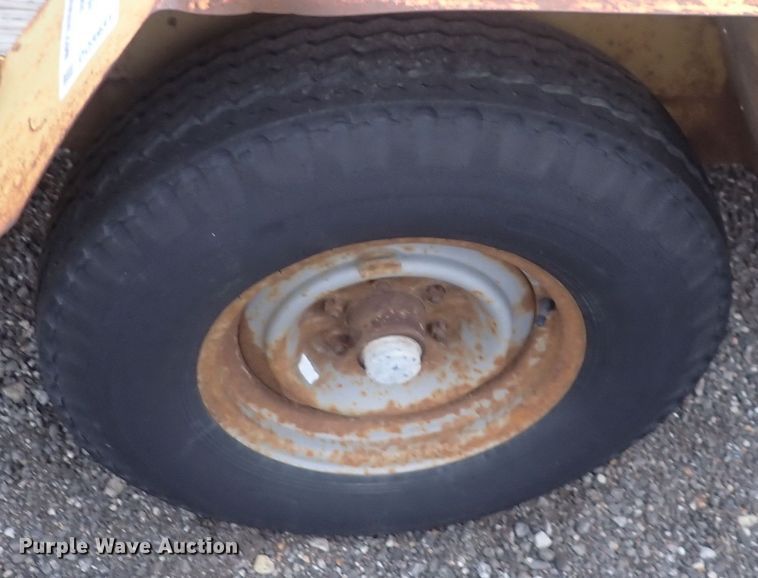 image for item DQ3931 1991  Utility trailer