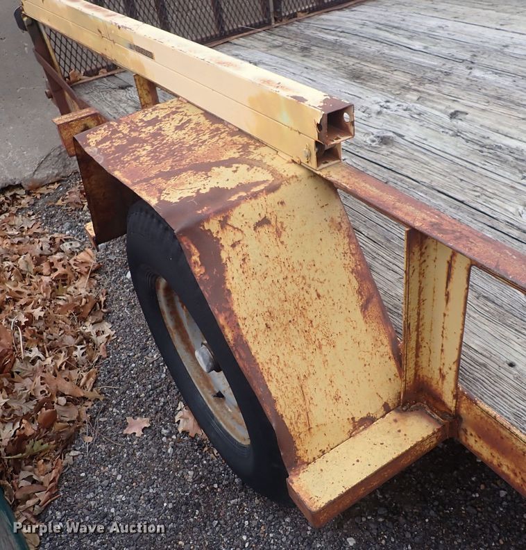 image for item DQ3931 1991  Utility trailer