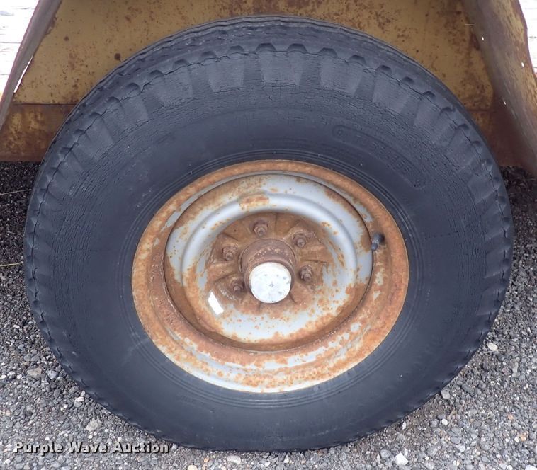 image for item DQ3931 1991  Utility trailer