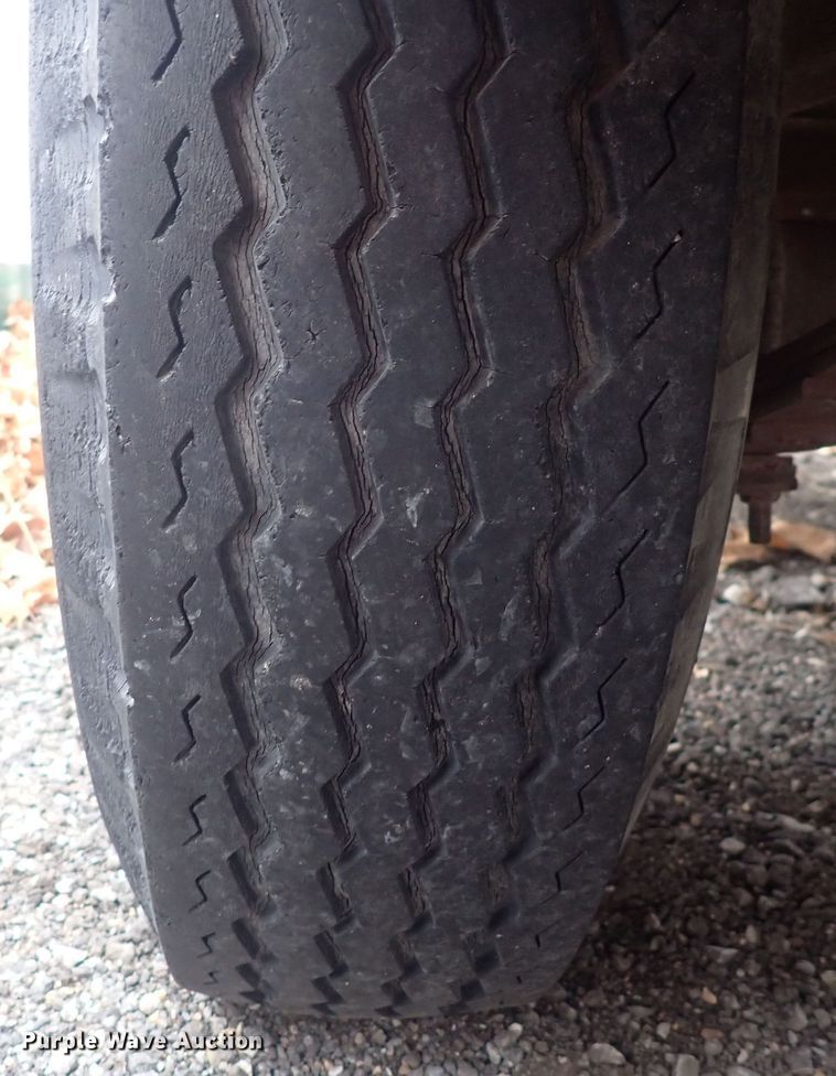 image for item DQ3931 1991  Utility trailer