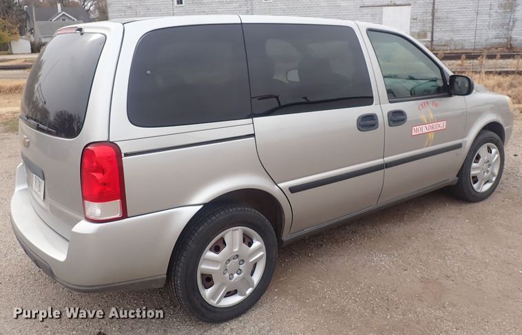 image for item DQ4929 2008 Chevrolet Uplander  van