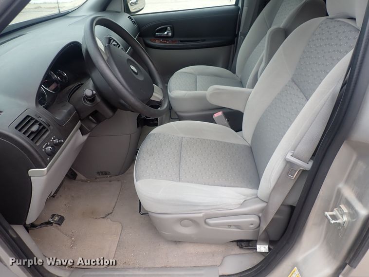 image for item DQ4929 2008 Chevrolet Uplander  van