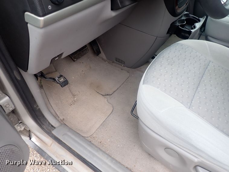 image for item DQ4929 2008 Chevrolet Uplander  van