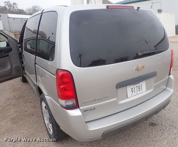 image for item DQ4929 2008 Chevrolet Uplander  van