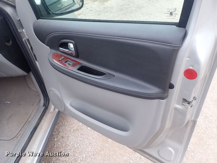 image for item DQ4929 2008 Chevrolet Uplander  van