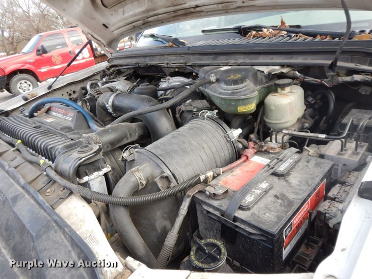 image for item HG9267 2006 Ford F350 Super Duty Lariat  SuperCab flatbed pickup truck