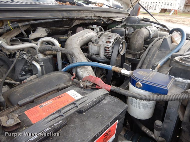 image for item HG9267 2006 Ford F350 Super Duty Lariat  SuperCab flatbed pickup truck