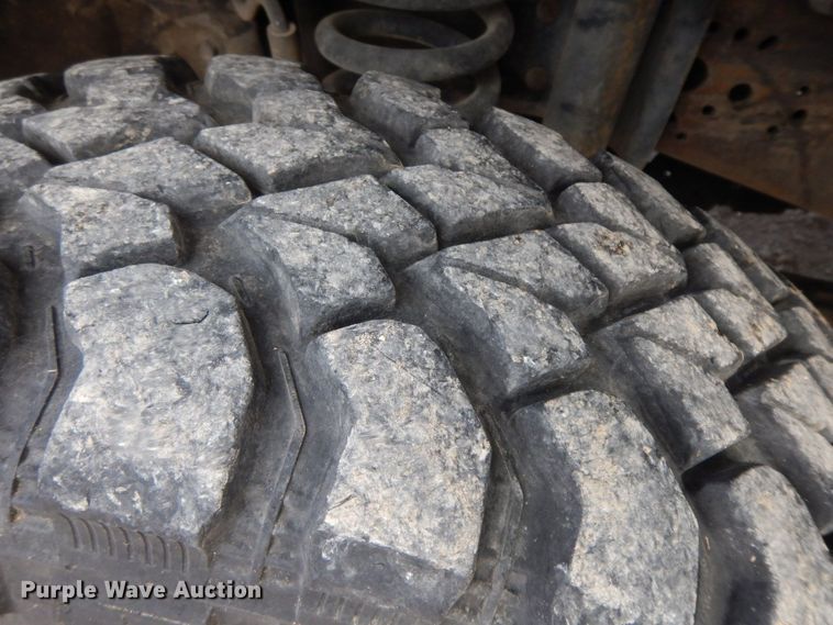 image for item HG9267 2006 Ford F350 Super Duty Lariat  SuperCab flatbed pickup truck