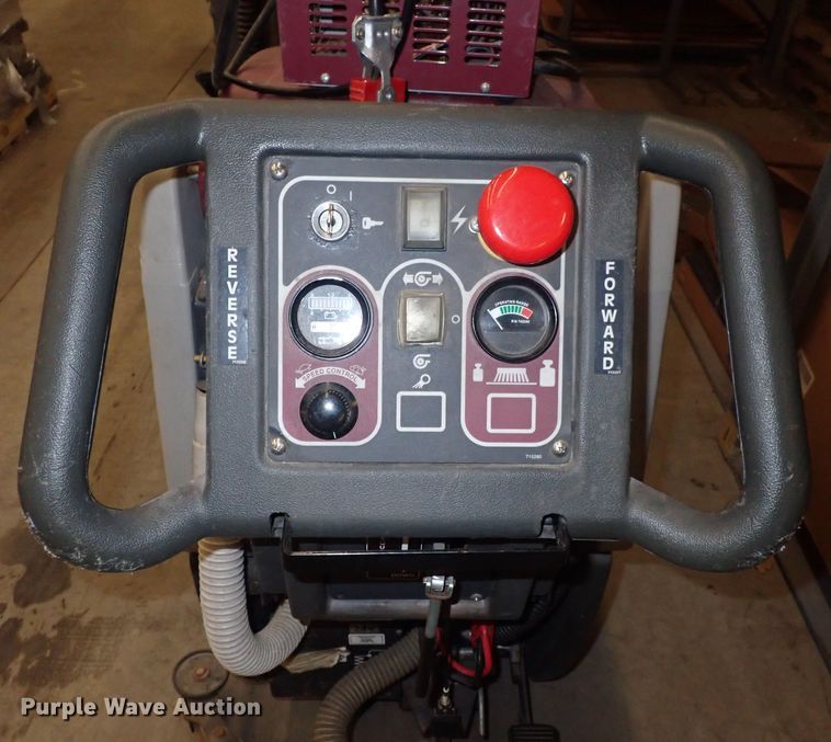 image for item HP9276 Minuteman MC20001QP  floor scrubber