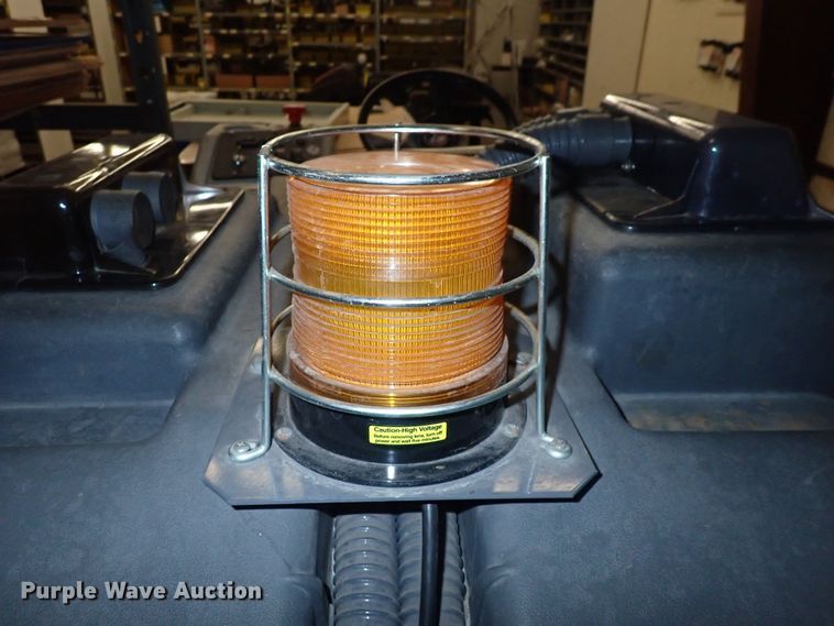 image for item HP9288 Advance 3800  floor scrubber