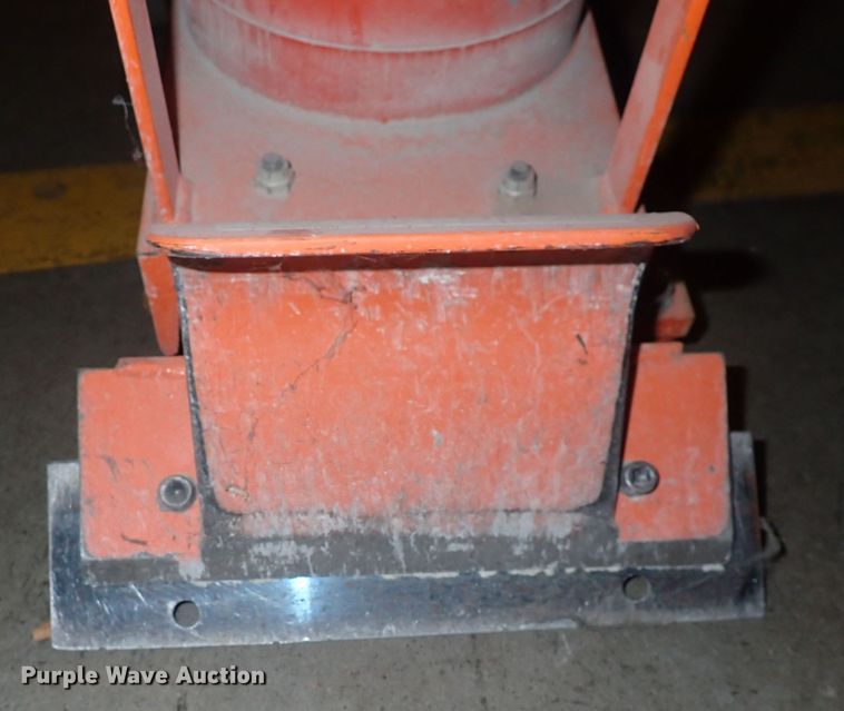 image for item HP9293 Crain 62  floor stripper