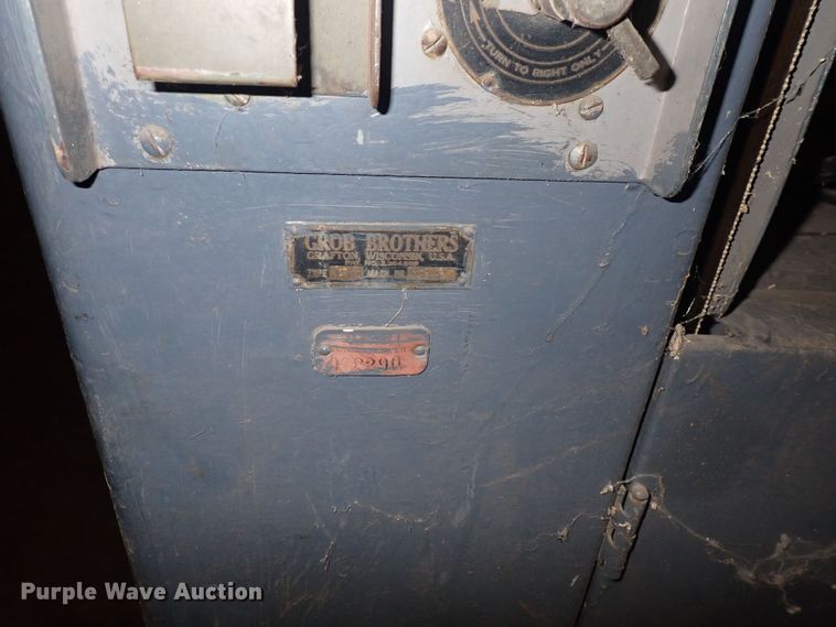 image for item HP9294 Grob  band saw welder